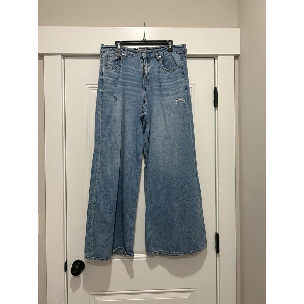 American Eagle Super High Rise Baggy Wide Leg Jeans Blue Raw Hem Size 12 Regular